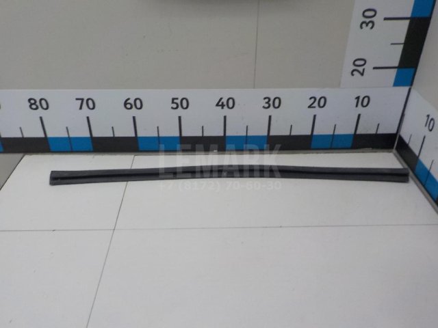 Уплотнитель двери