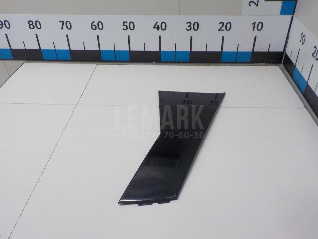 Накладка двери задней правой