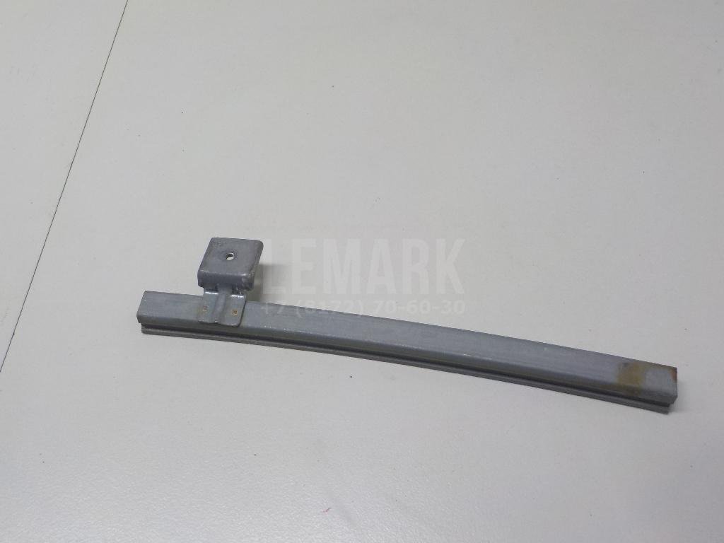 Направляющая стекла двери