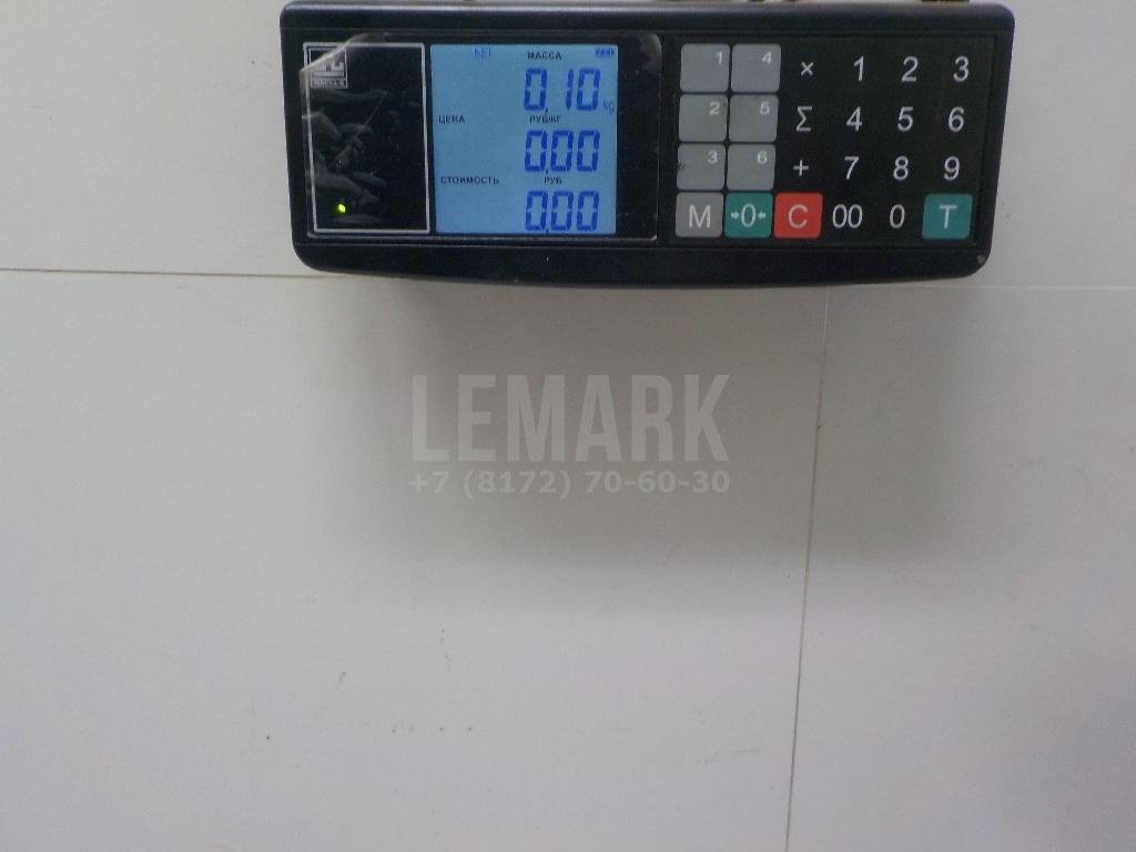 Направляющая стекла двери