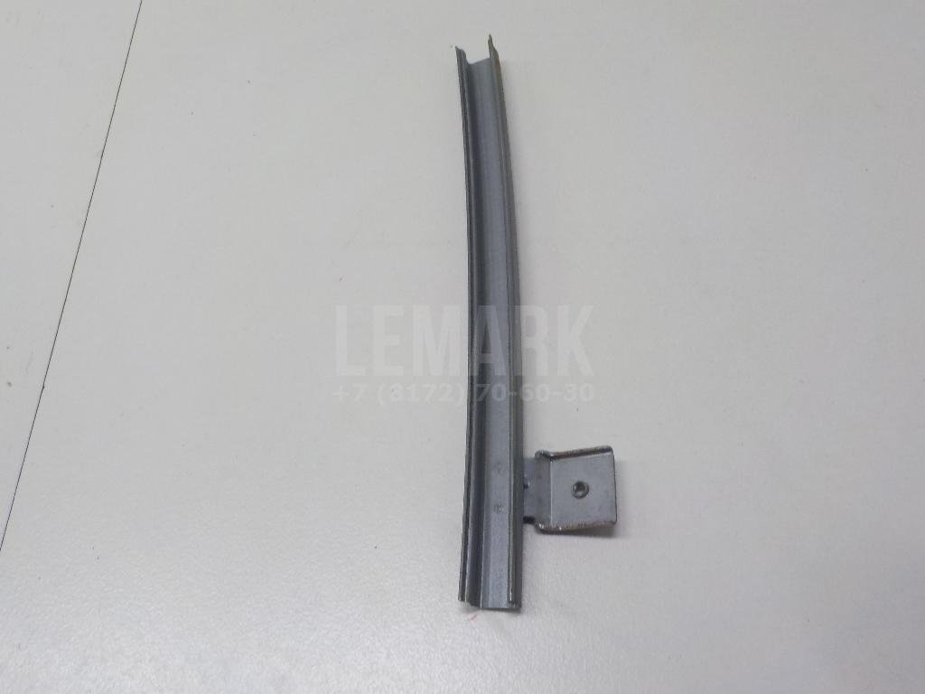 Направляющая стекла двери