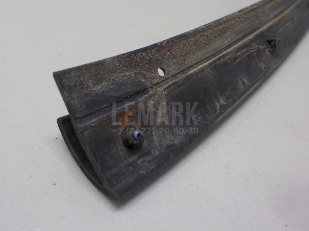 Уплотнитель двери