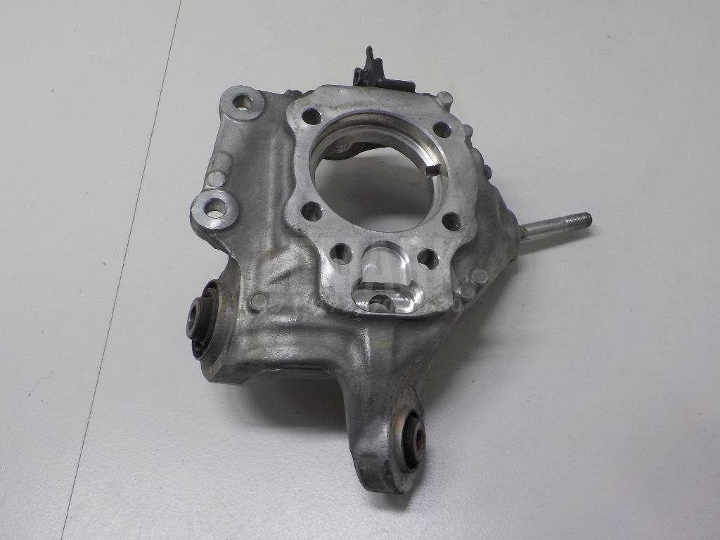 Кулак поворотный задний правый