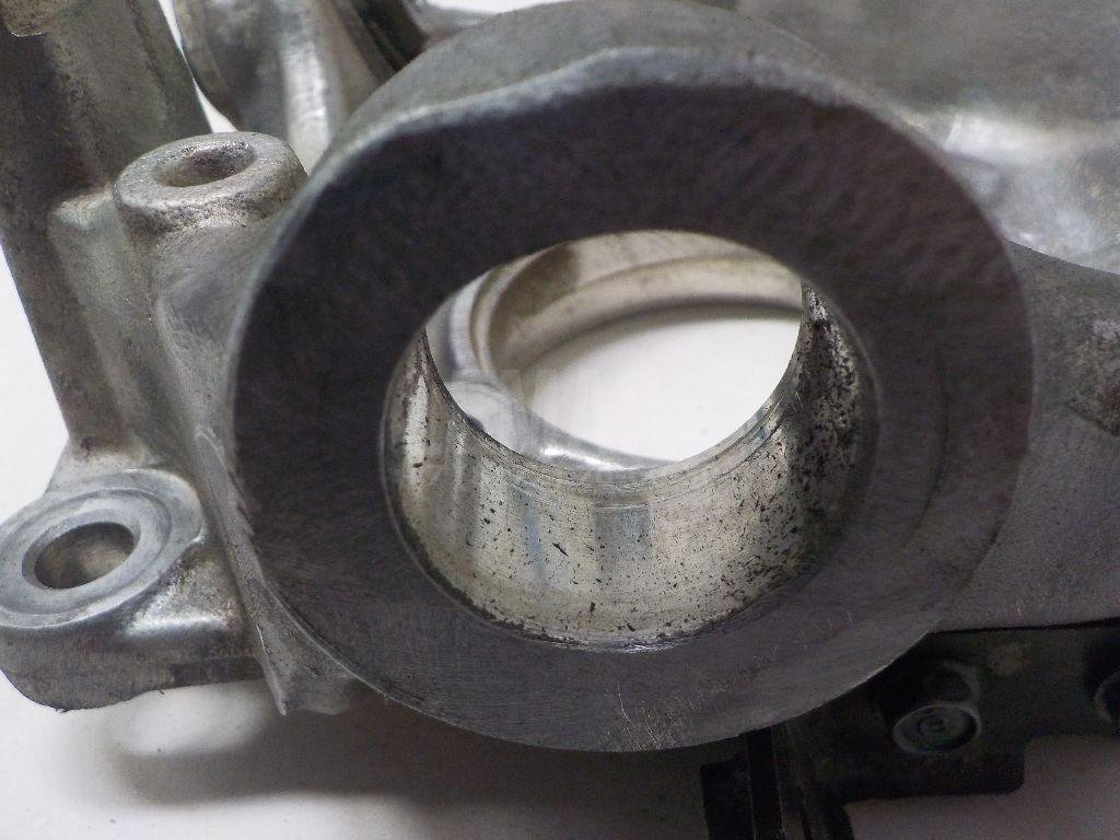 Кулак поворотный задний правый