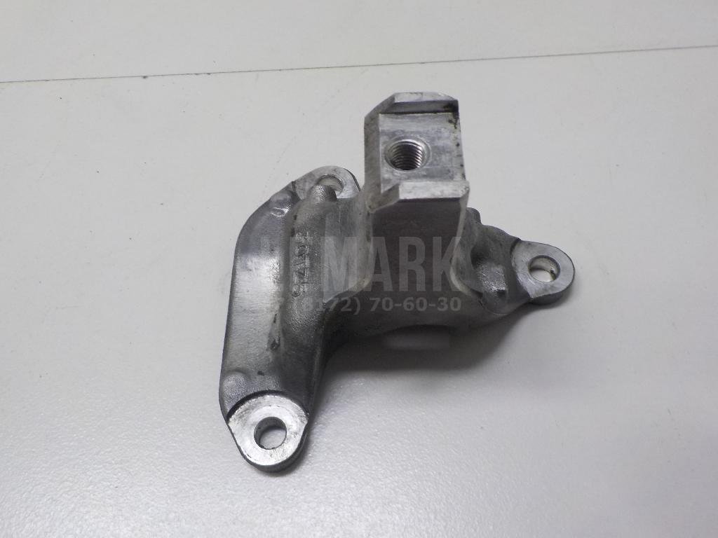 Кронштейн двигателя передний для  Audi 100 [C4] 1991-1994