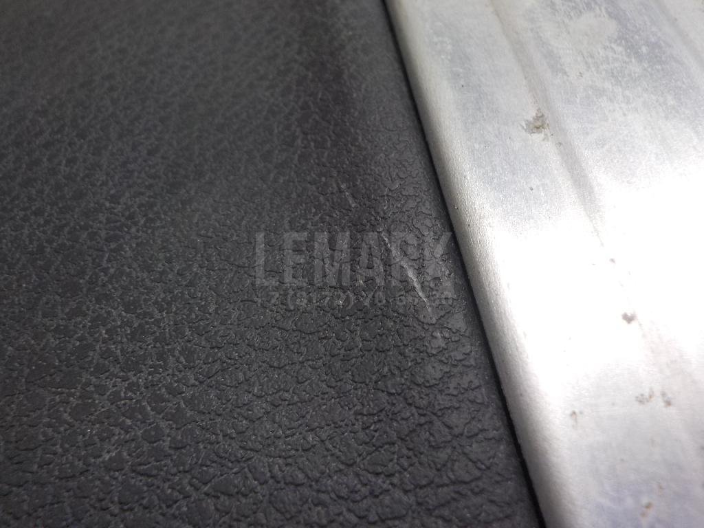 Обшивка багажника