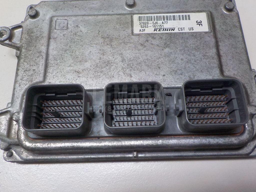 Блок управления двигателем