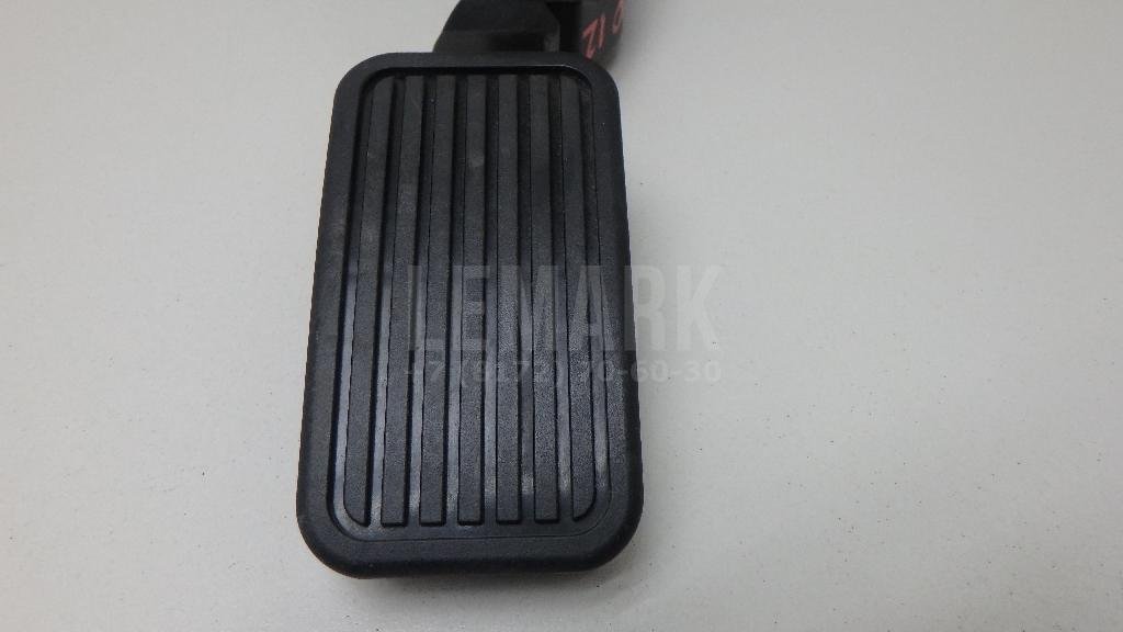 Педаль газа