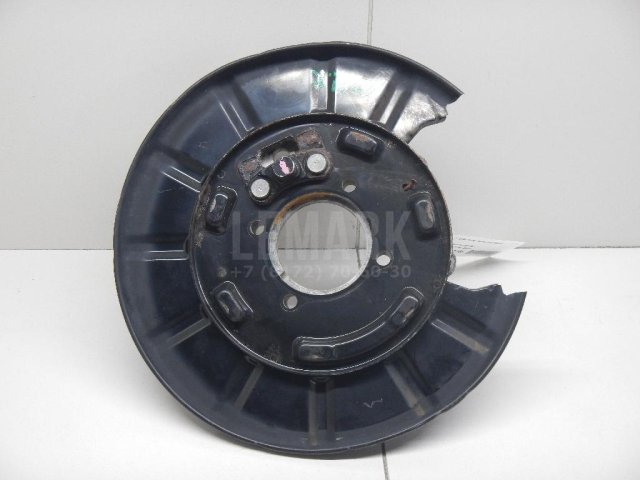 Кулак поворотный задний правый