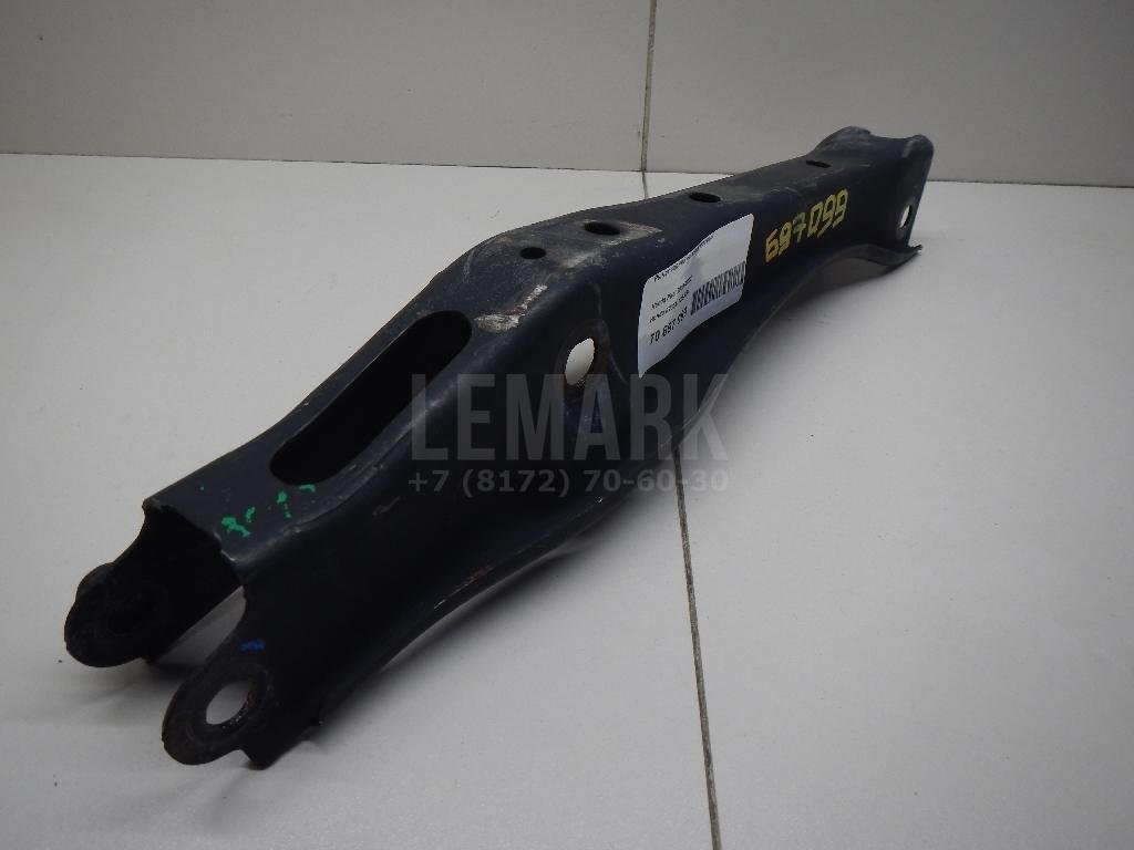 Рычаг задний нижний правый