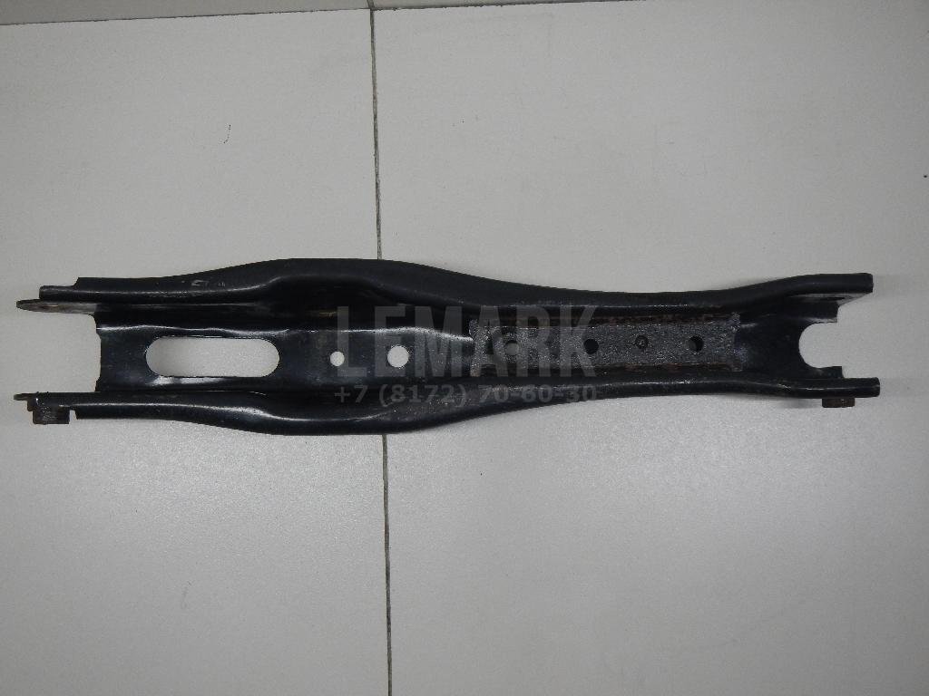 Рычаг задний нижний правый