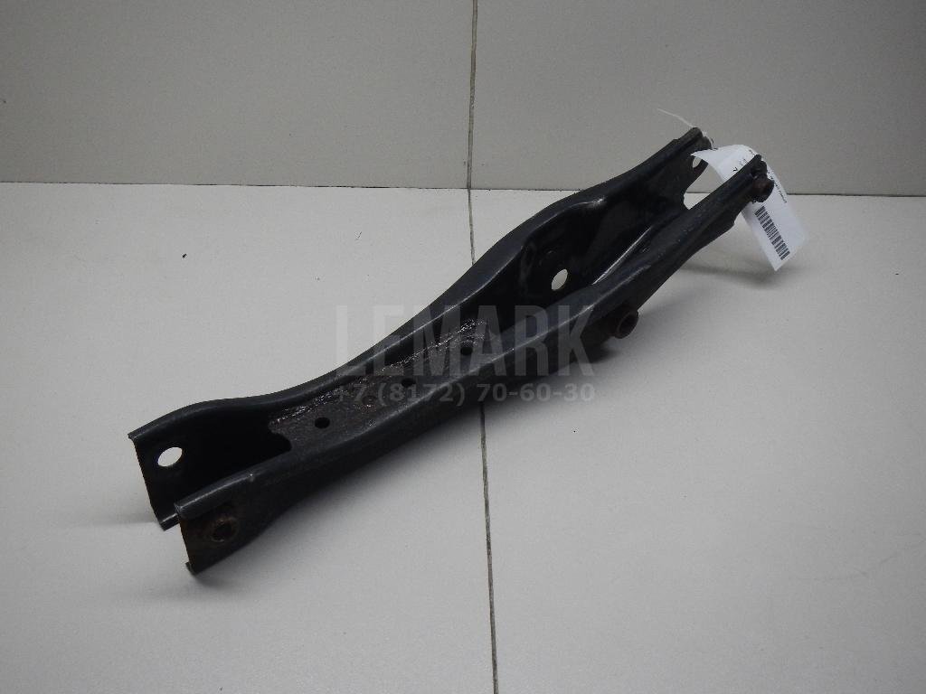 Рычаг задний нижний левый