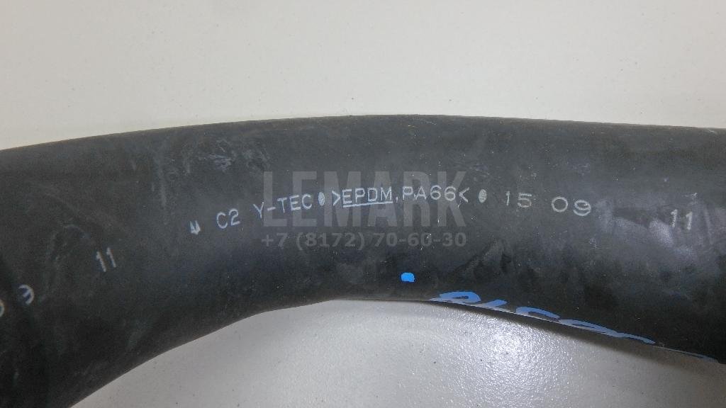 Патрубок радиатора