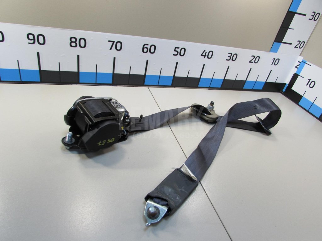 Ремень безопасности с пиропатроном