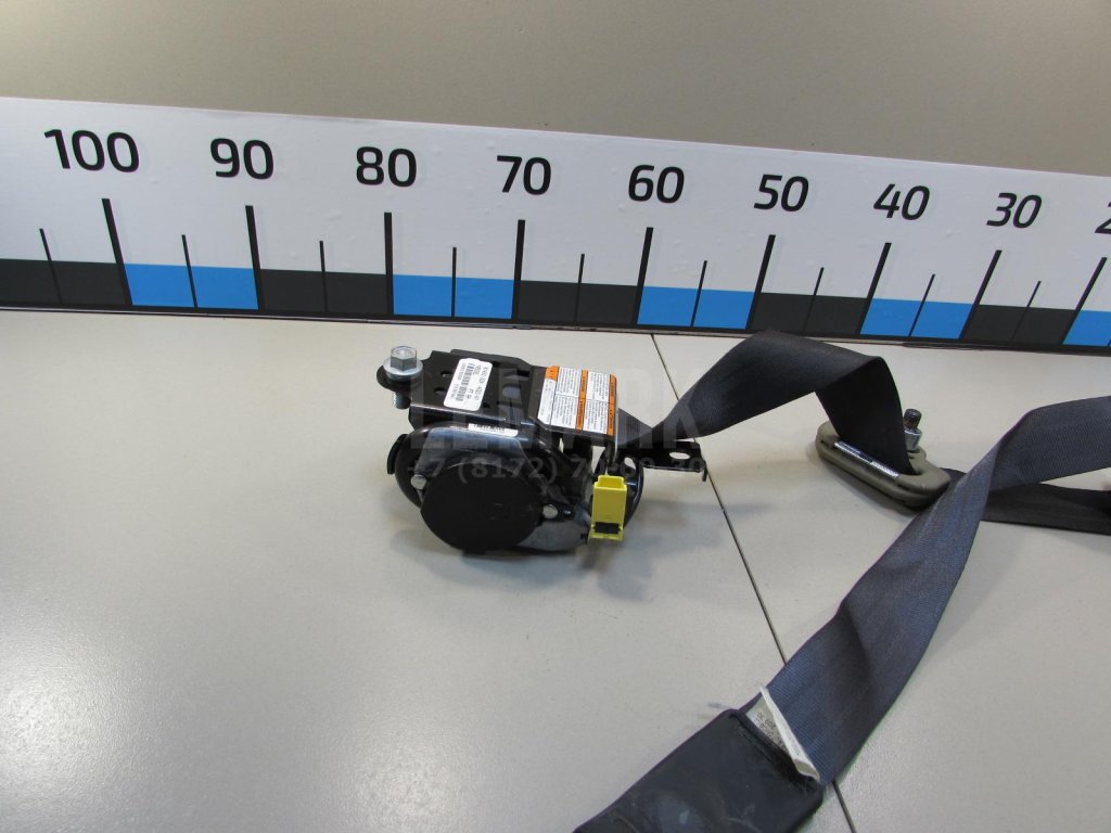 Ремень безопасности с пиропатроном