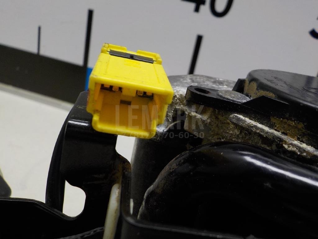 Ремень безопасности с пиропатроном