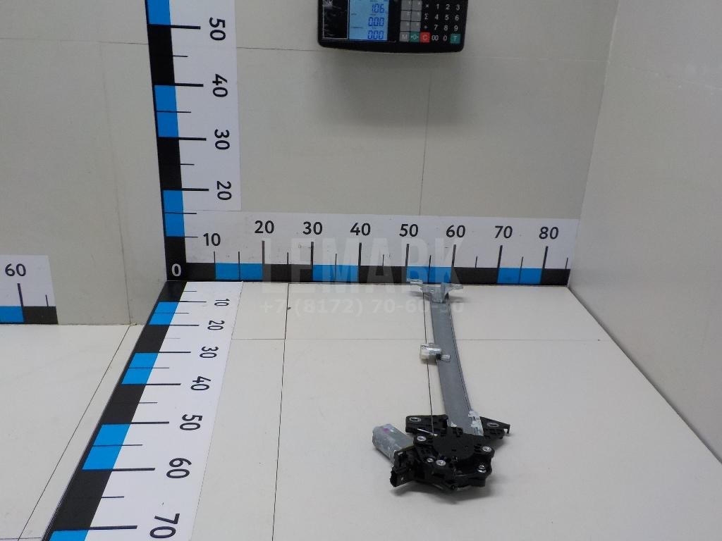 Стеклоподъемник электр. передний правый