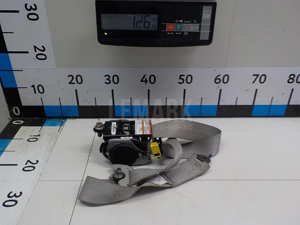 Ремень безопасности с пиропатроном