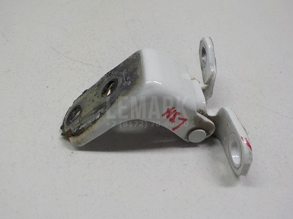 Петля двери задней левой нижняя