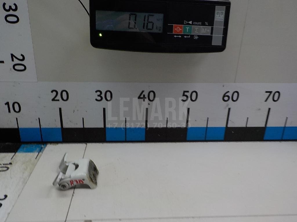 Петля двери задней правой верхняя