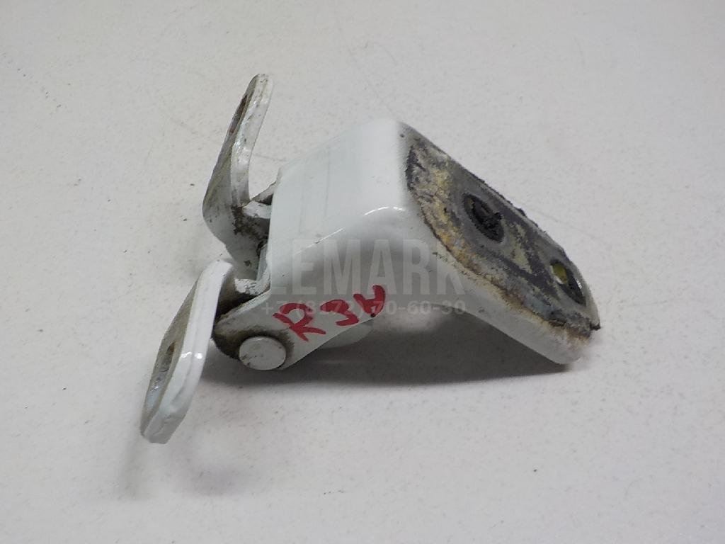 Петля двери задней правой нижняя