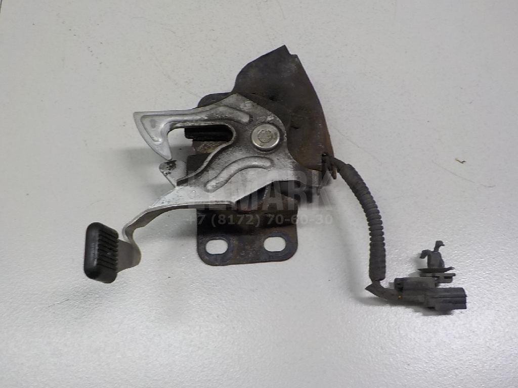 Замок капота