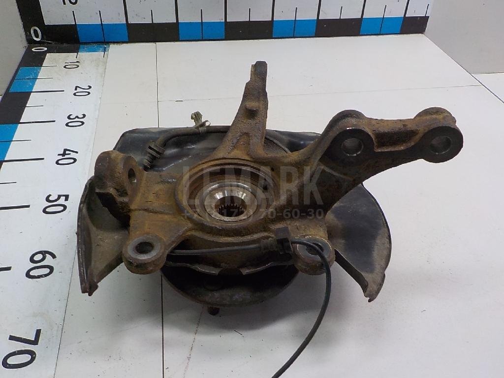 Кулак поворотный передний левый