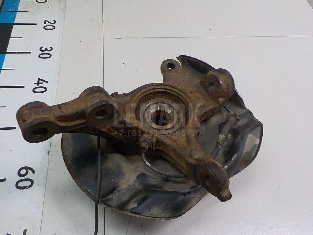 Кулак поворотный передний левый