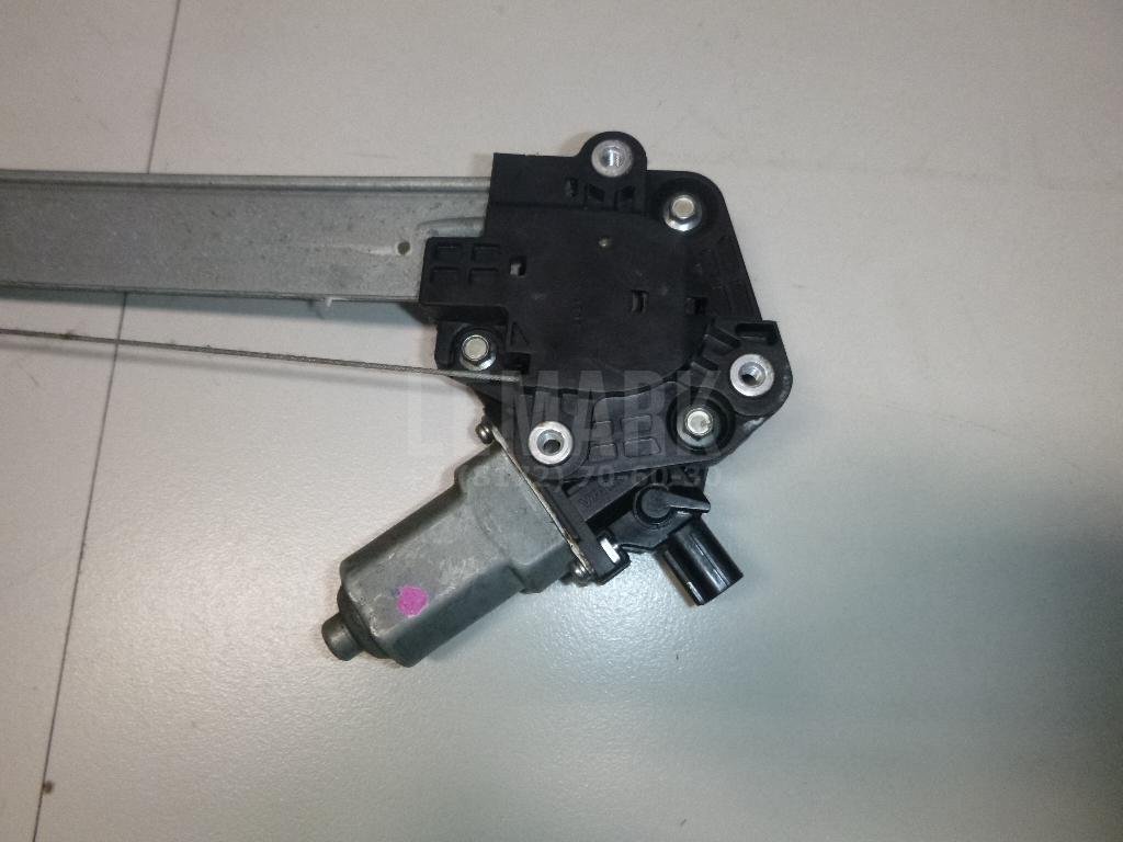 Стеклоподъемник электр. задний правый