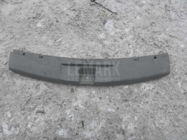 Обшивка багажника