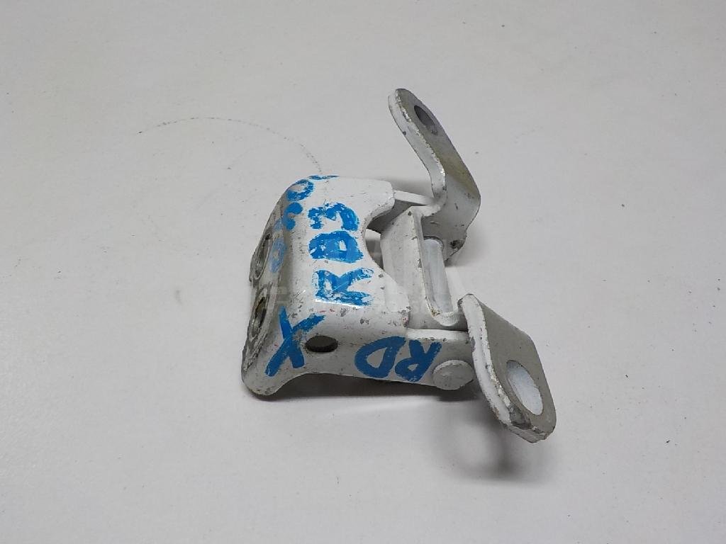 Петля двери задней правой верхняя