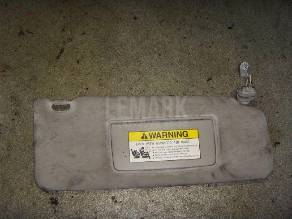 Козырек солнцезащитный (внутри)