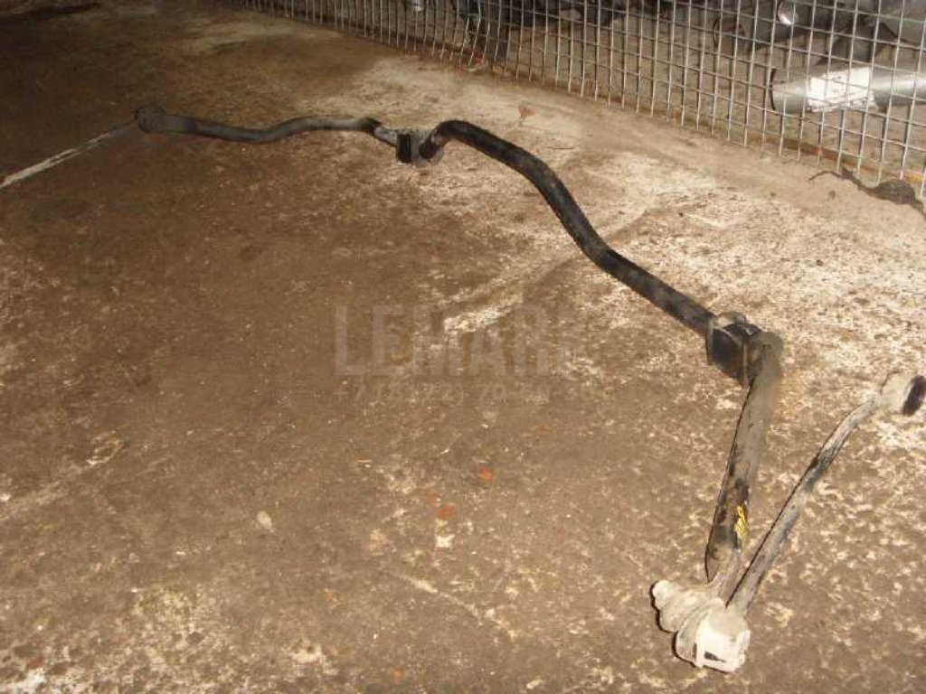 Стабилизатор передний