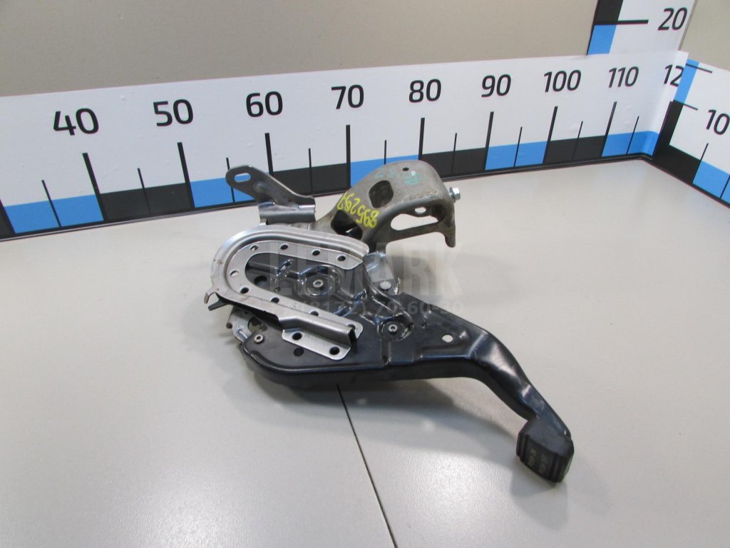 Рычаг стояночного тормоза