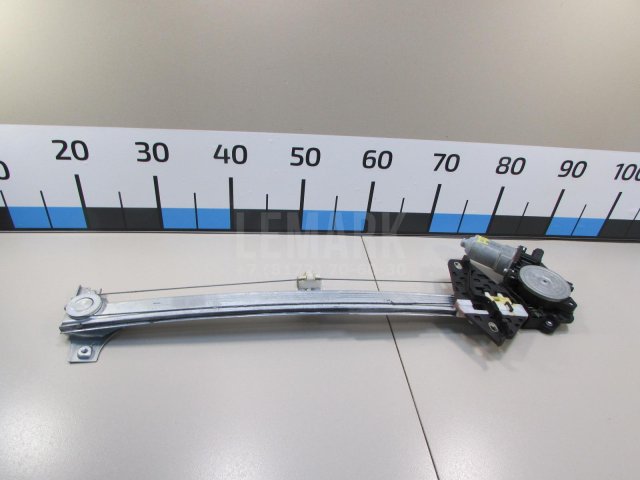 Стеклоподъемник электр. передний правый