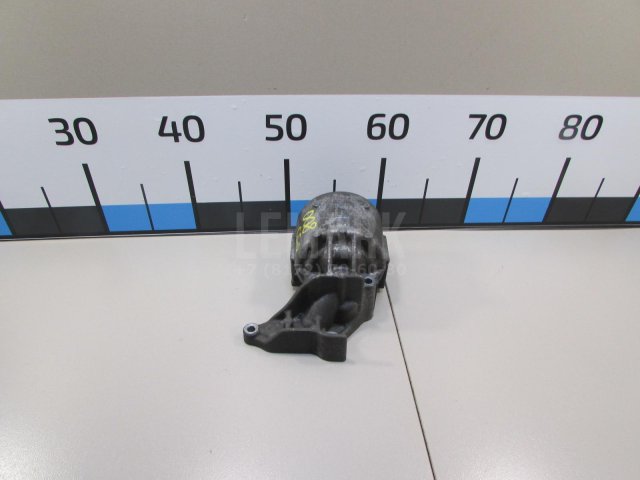 Кронштейн масляного фильтра