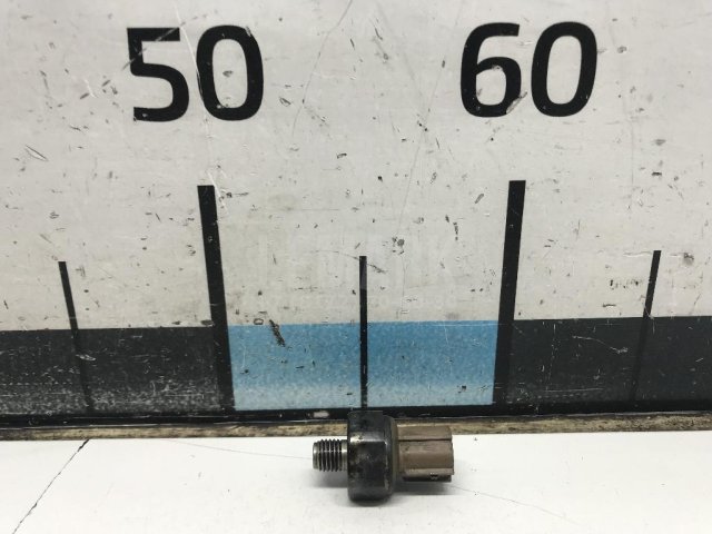 Датчик давления масла