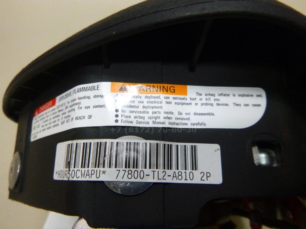 Подушка безопасности в рулевое колесо