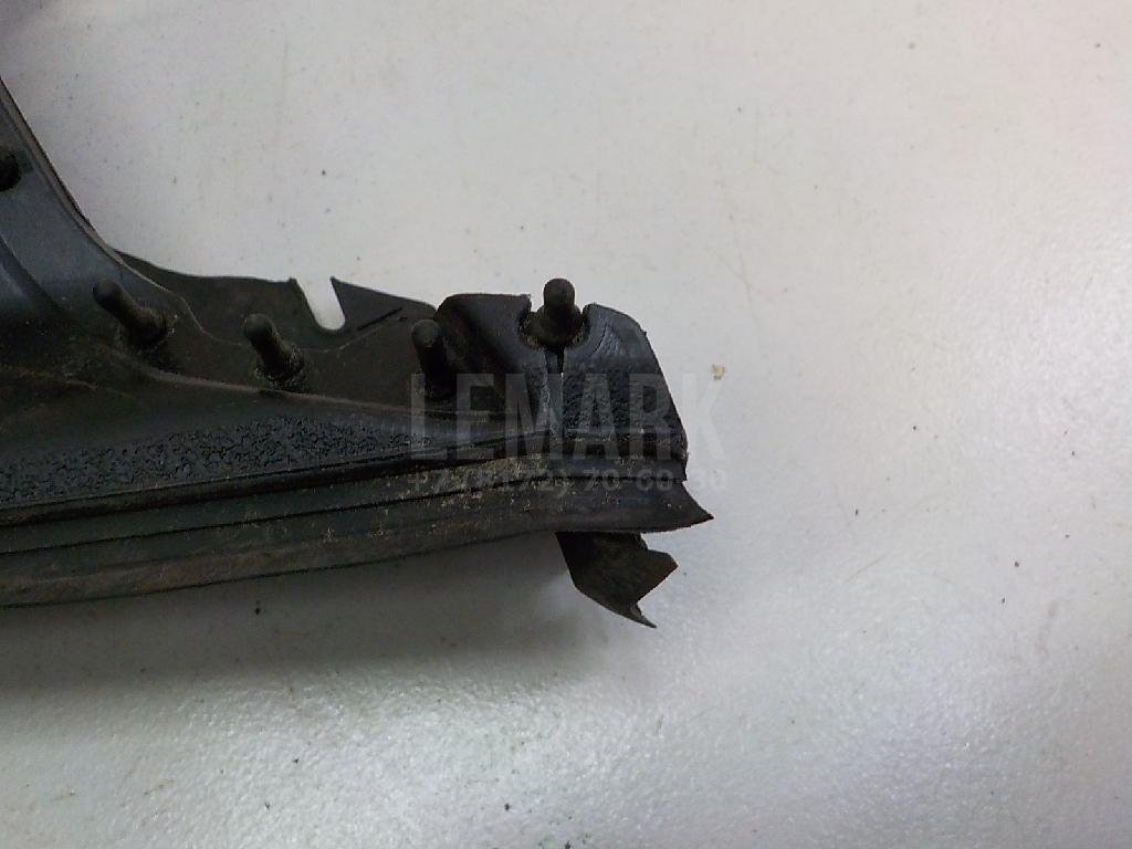 Решетка стеклооч. (планка под лобовое стекло)