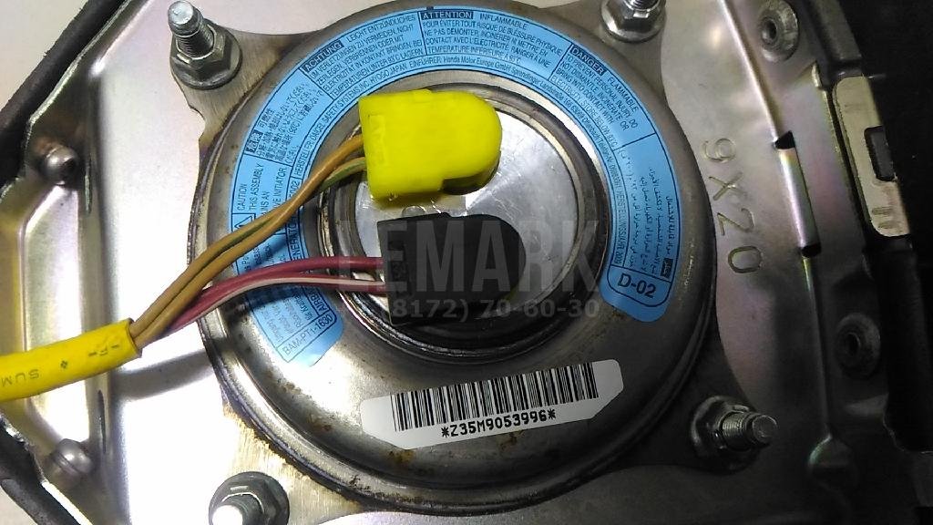 Подушка безопасности в рулевое колесо