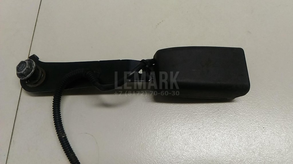 Ответная часть ремня безопасности