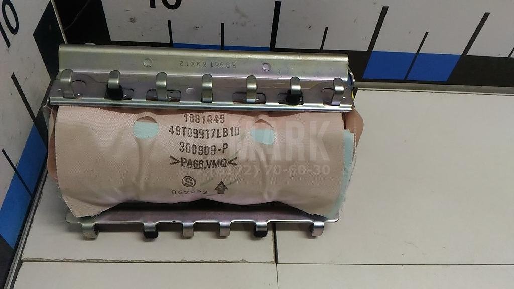 Подушка безопасности пассажирская (в торпедо)