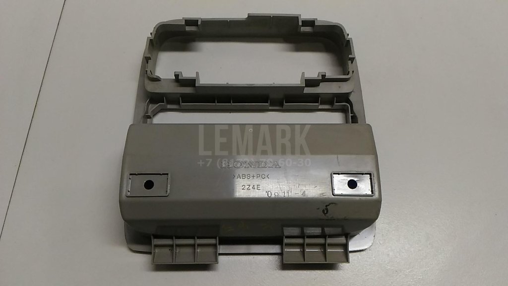 Плафон салонный