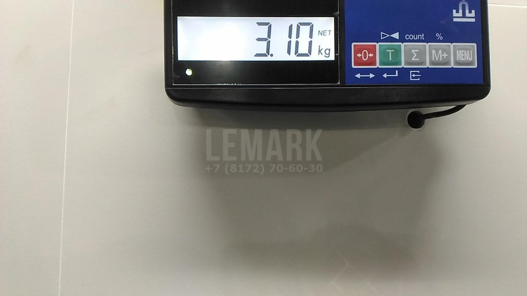 Стекло двери передней левой