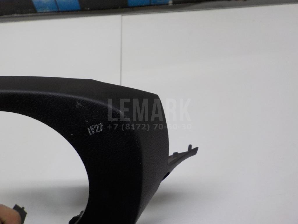 Кожух рулевой колонки