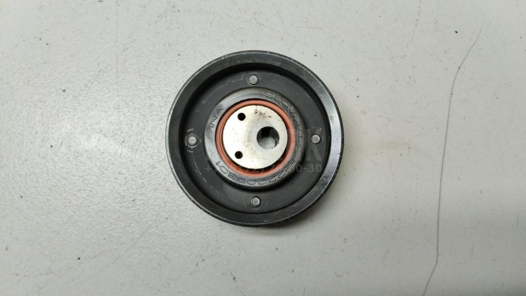 Ролик-натяжитель ремня ГРМ