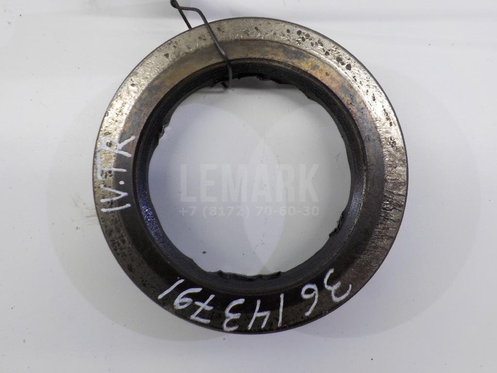 Гайка задней ступицы