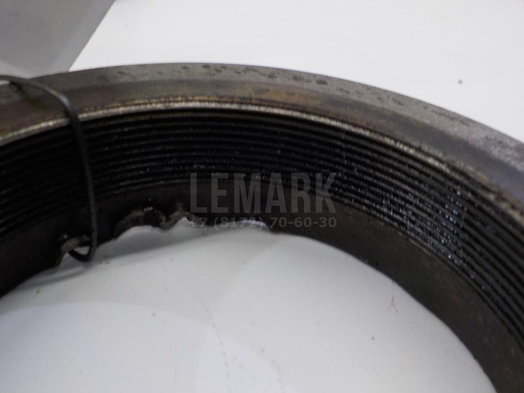 Гайка задней ступицы