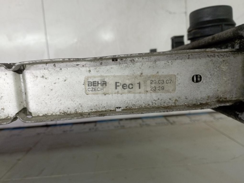 Радиатор основной