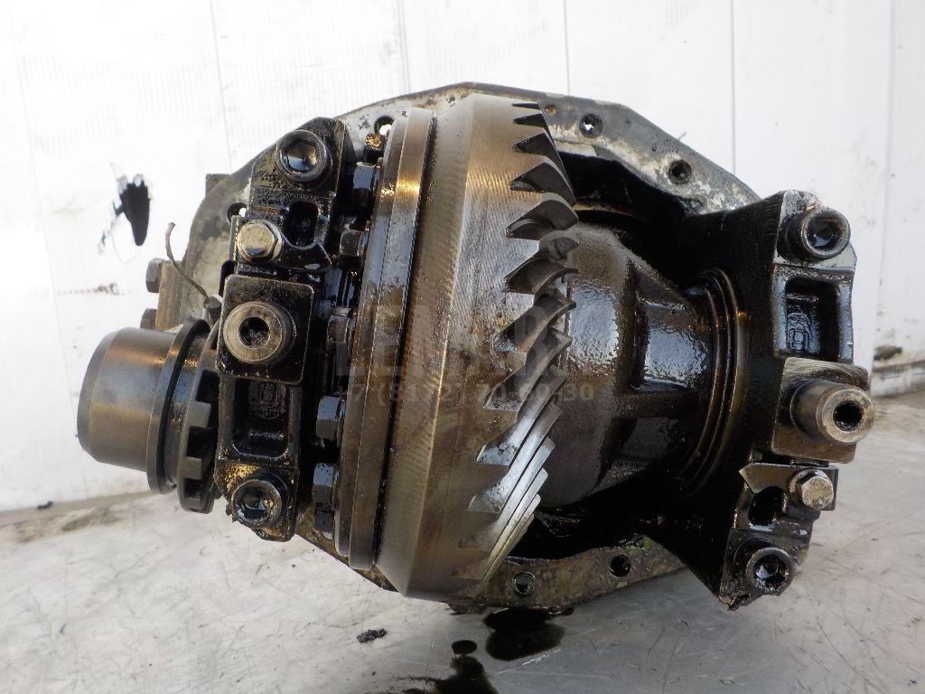 Редуктор переднего моста